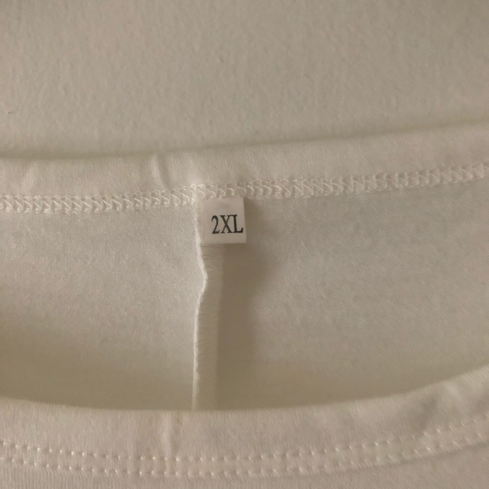 Plus Size White Tunic Top - Picture 4 of 4